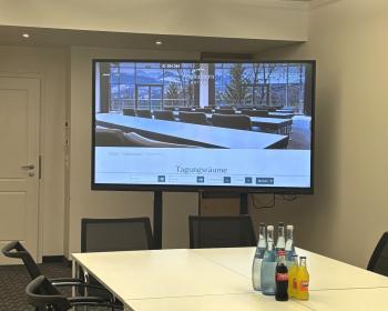 Abb. Großes Kino: neue Monitore für Ihre Tagung