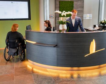 Abb. Jetzt abstimmen: Freundlichkeit unterstreichen.