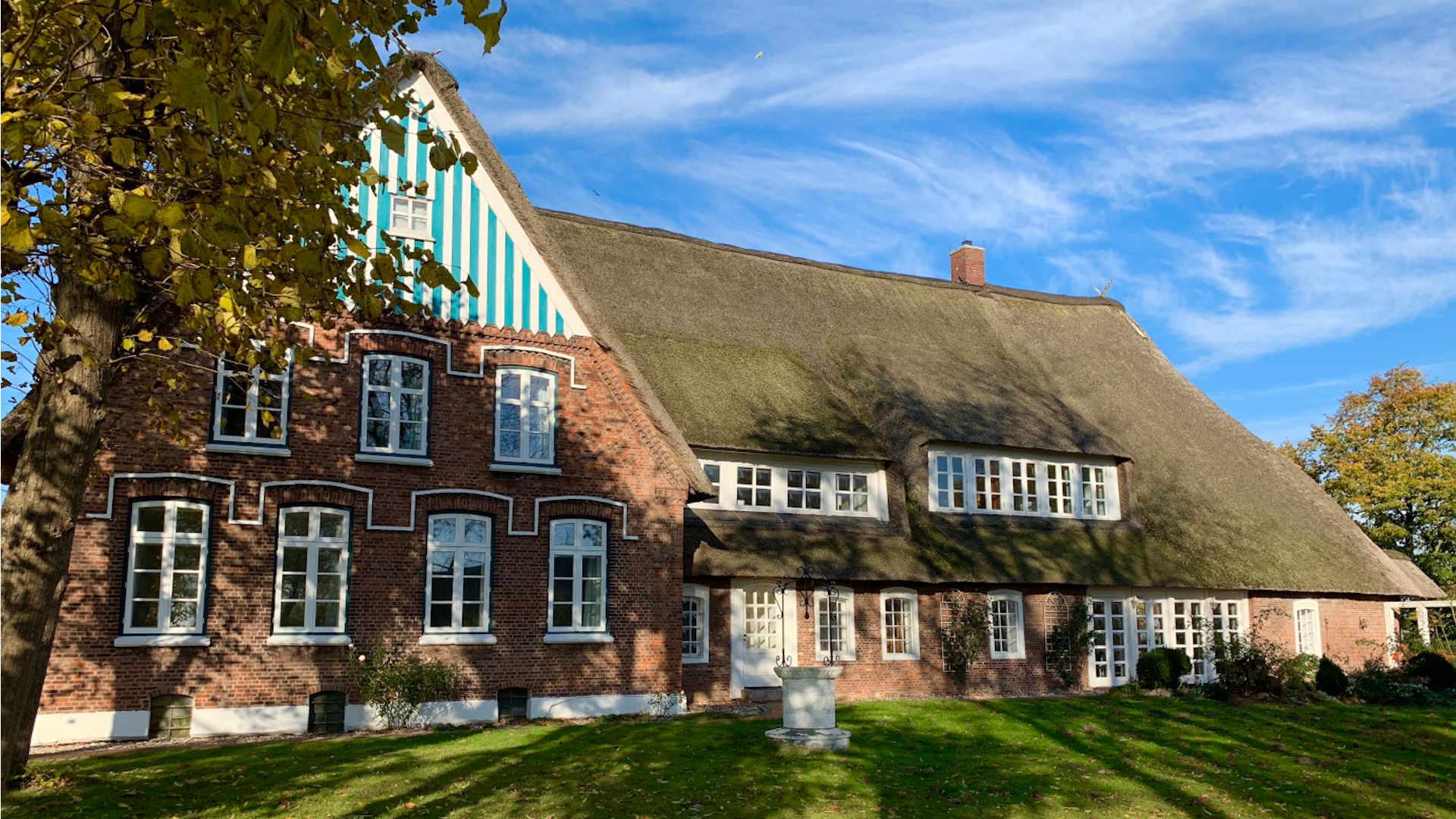 Abb. Peterhof Landsitzhotel und Seminarium
