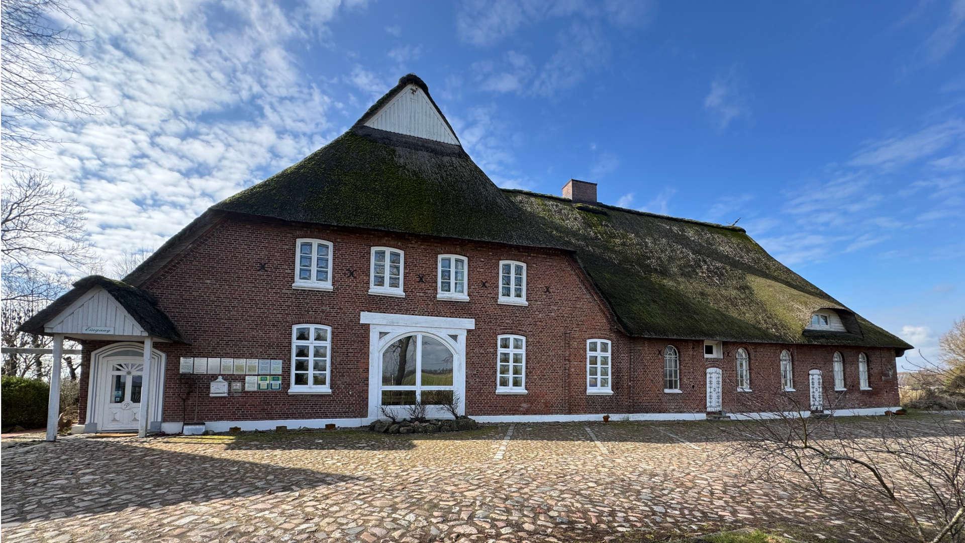 Abb. Peterhof Landsitzhotel und Seminarium
