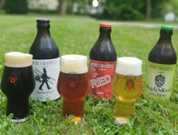 Abb. Schwarz.Rot.Gold