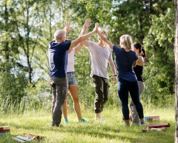 Abb. Rahmenprogramme, die Teams verbinden