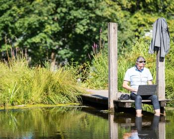 Abb. Volle Konzentration inmitten der Natur