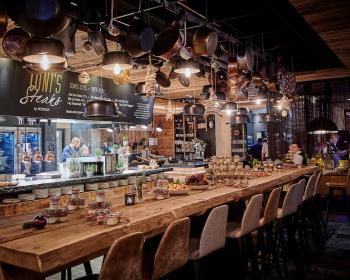 Abb. Weihnachtsfeier im Toni’s