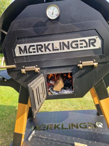 Abb. Brezel-Workshop am Holzbackofen 